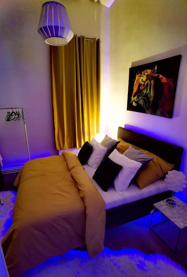 Dolce Vita Supremier Apartment Budapest Bagian luar foto