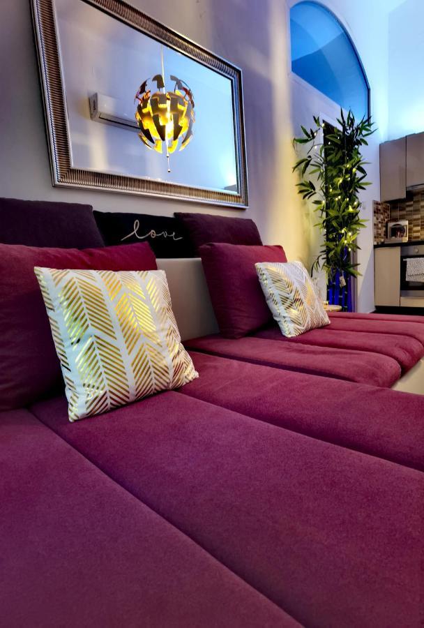 Dolce Vita Supremier Apartment Budapest Bagian luar foto